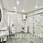 photo 2025 10 17 19 10 04(1)