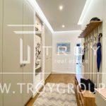 photo 2025 10 17 19 31 05