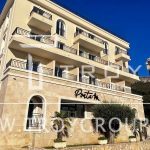 photo 2025 10 22 21 49 25